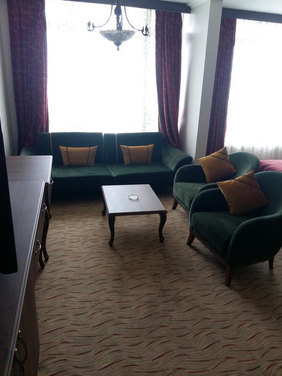 Cihan Hotel Hopa Екстериор снимка