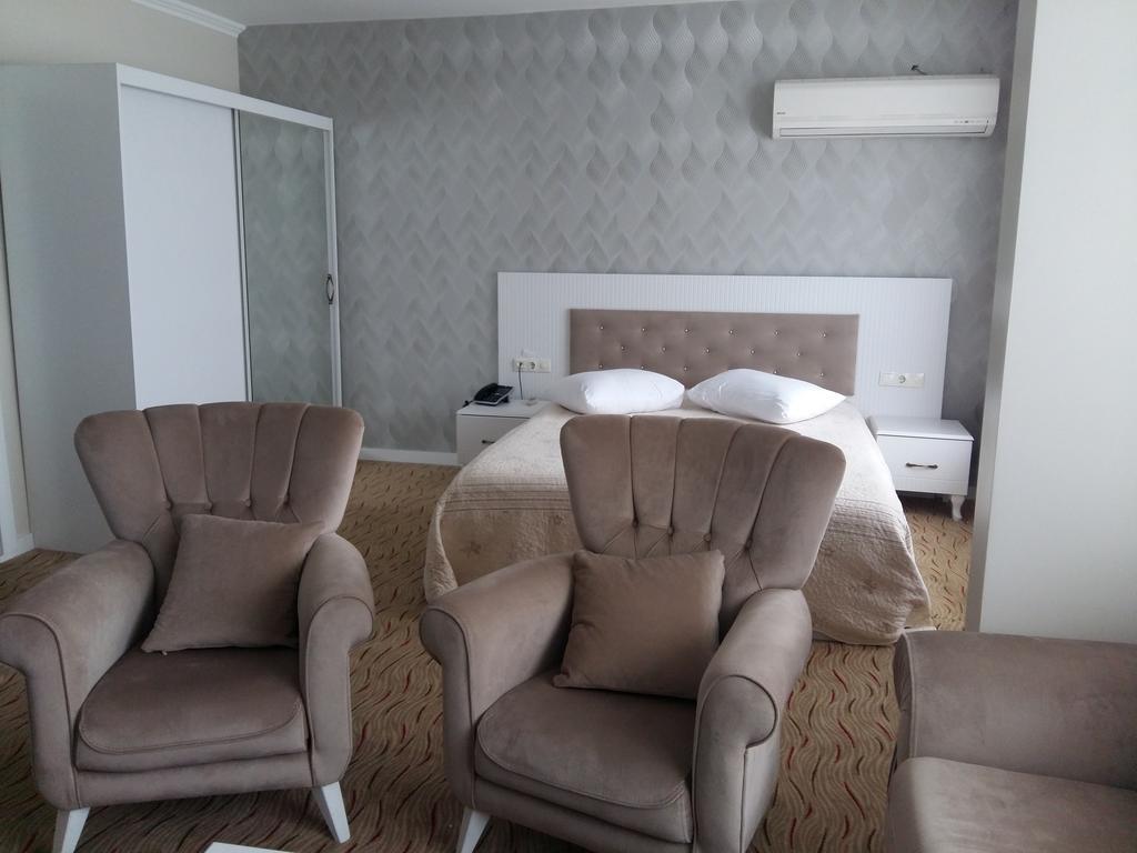 Cihan Hotel Hopa Екстериор снимка
