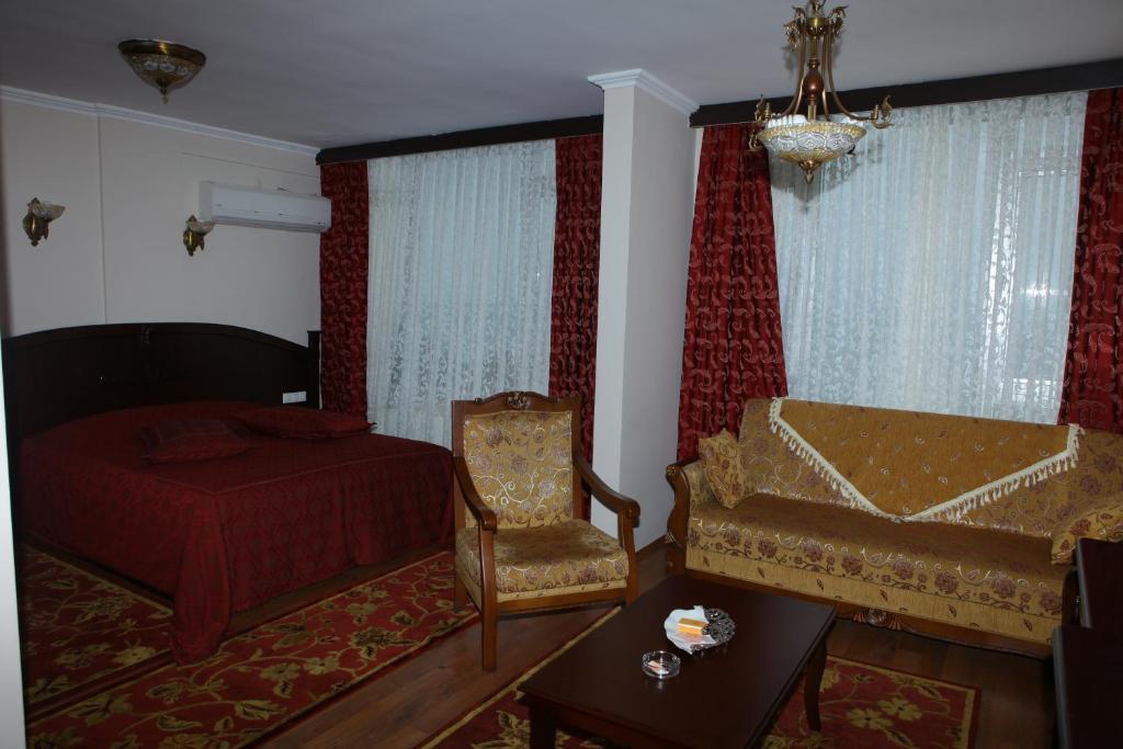 Cihan Hotel Hopa Екстериор снимка